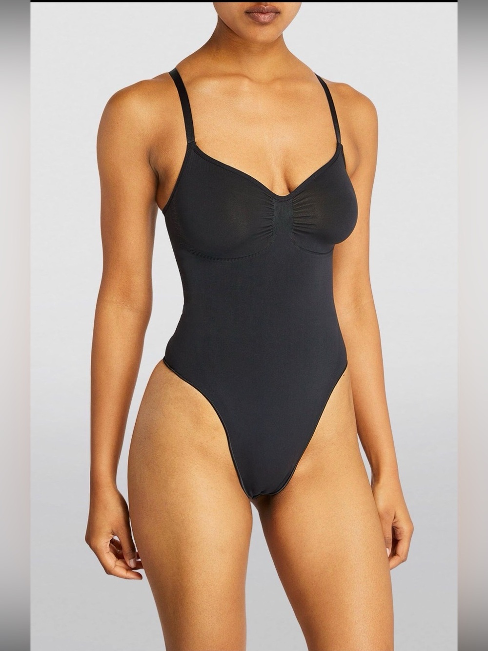 SKIMS Seamless Sculpt Thong Bodysuit – Onyx – XS